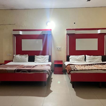 Hotel Skylark Amritsar Exterior photo